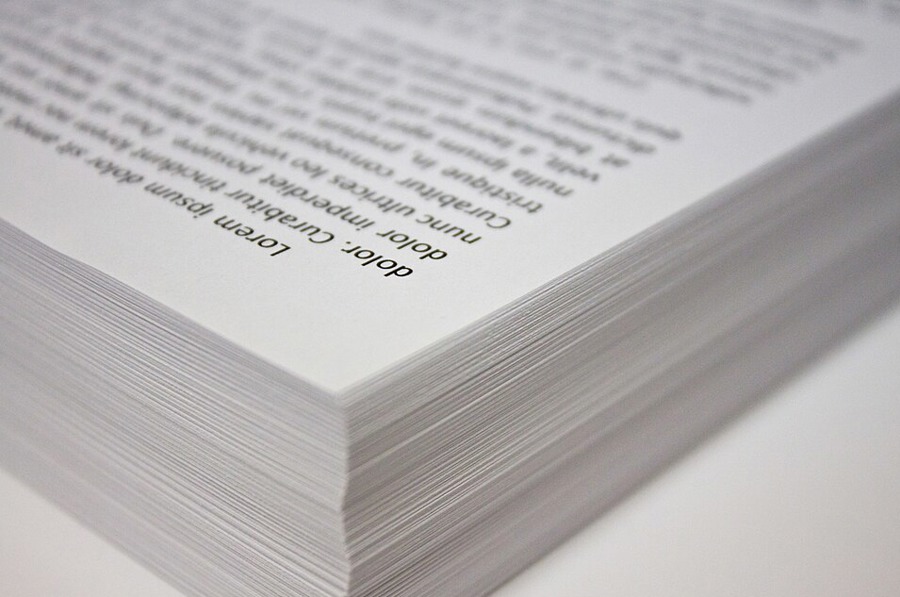 960px Stack of Copy Paper